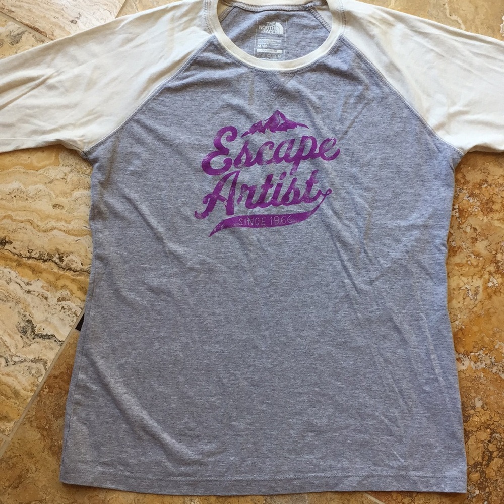 The North Face “Escape Artist” 3/4 sleeve T-shirt - Picture 2 of 8
